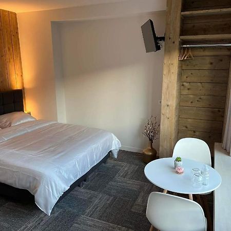 Nieuwe Kamer In Centrum Brugge Met Badkamer ! Eksteriør bilde
